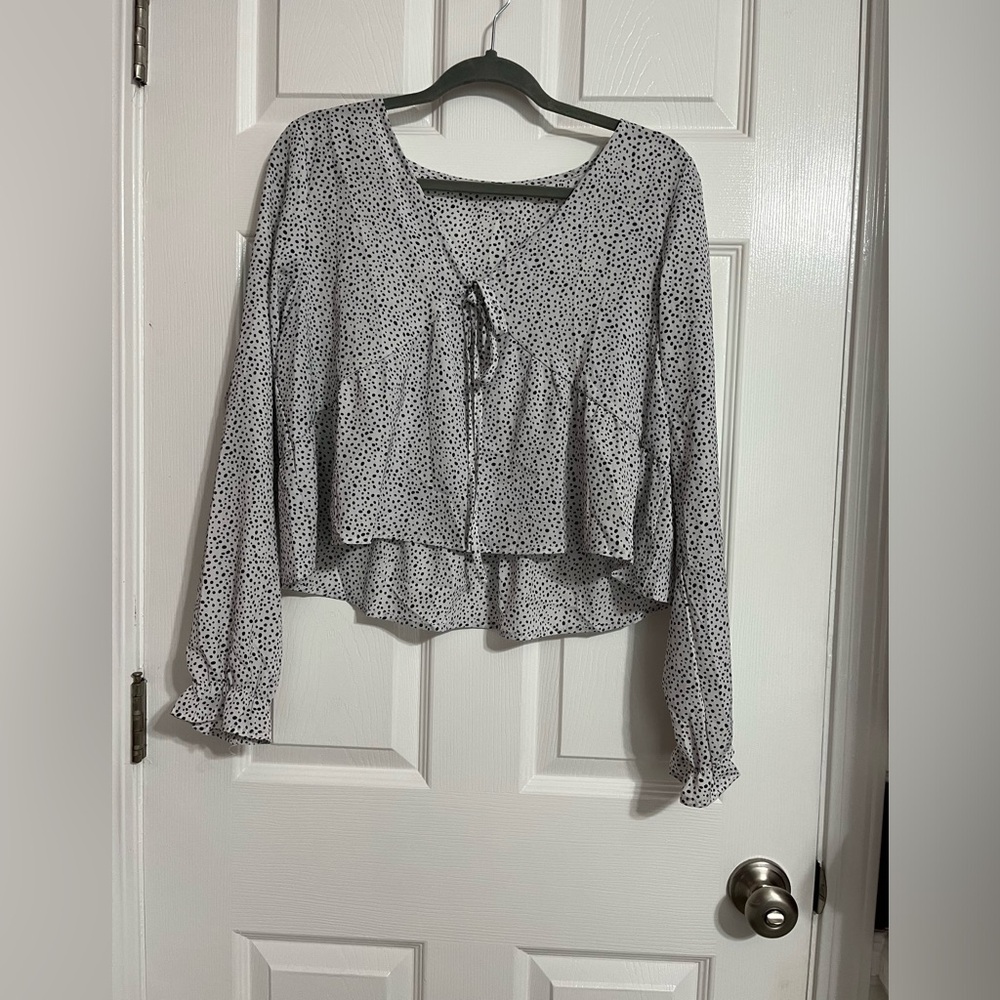 NWOT Shein Woman’s Large Long Sleeve Polka Dot Blouse